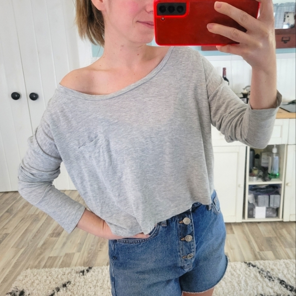Forever 21 crop long sleeve tee